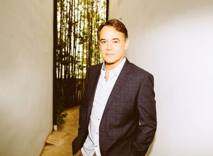 Jon Lindstrom