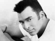 Jon Secada photo