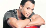 Jon Secada