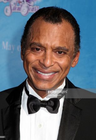 Jon Secada