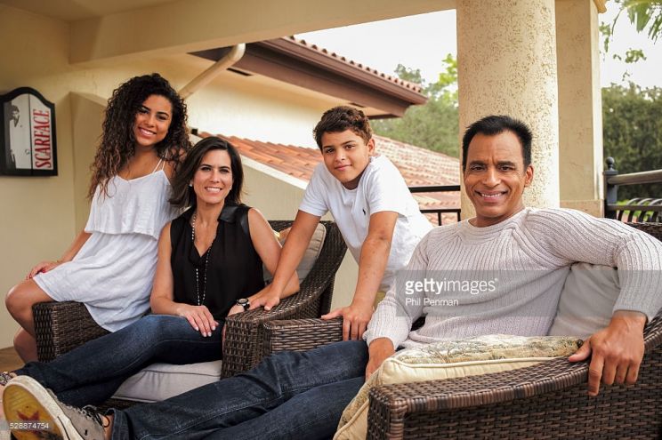 Jon Secada