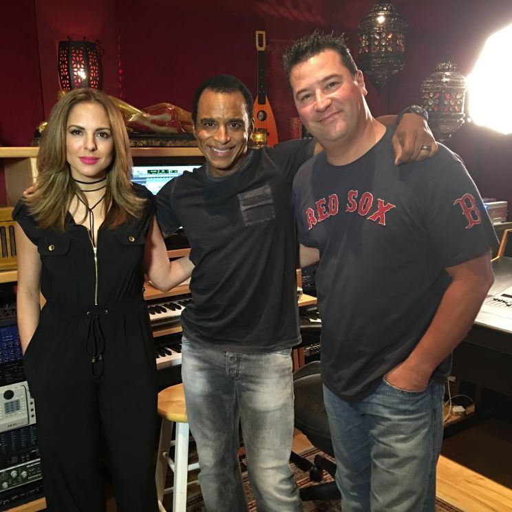 Jon Secada