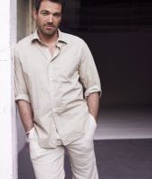 Jon Tenney