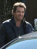 Jon Tenney