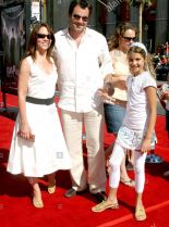 Jon Tenney photo