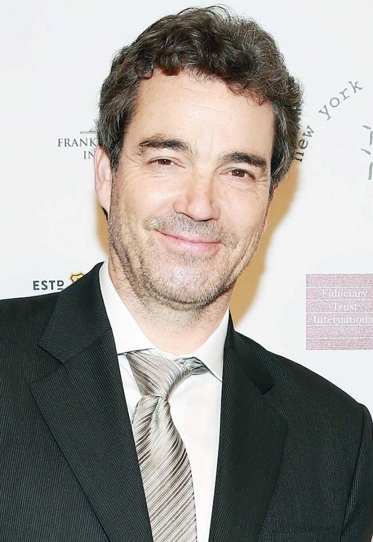 Jon Tenney