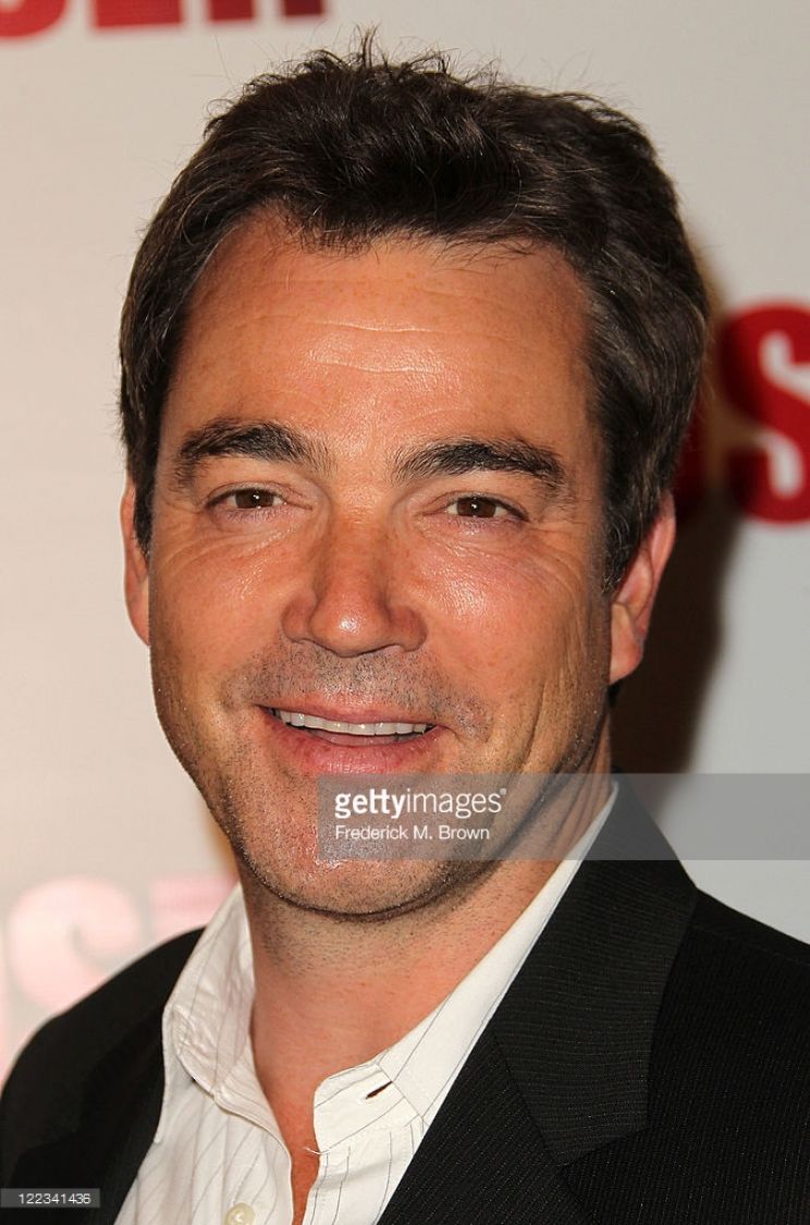 Jon Tenney