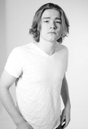 Jonas Hoff Oftebro