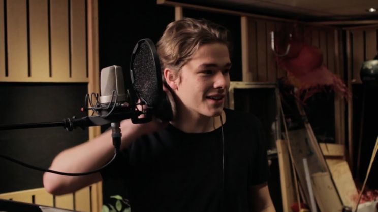 Jonas Hoff Oftebro