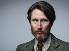 Jonathan Aris