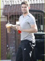 Jonathan Bennett #208648 picture (Portrait Medium)