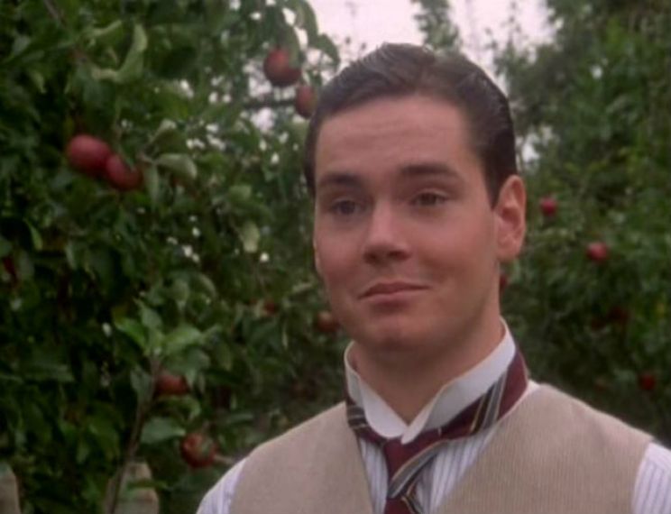 Jonathan Crombie