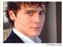 Jonathan Groff