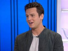 Jonathan Groff