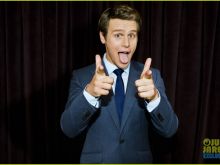 Jonathan Groff