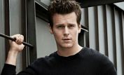 Jonathan Groff