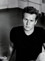 Jonathan Groff