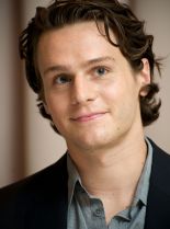 Jonathan Groff