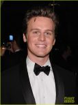 Jonathan Groff