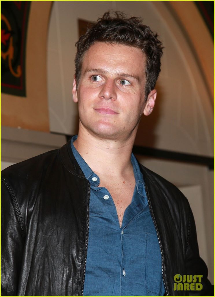 Jonathan Groff