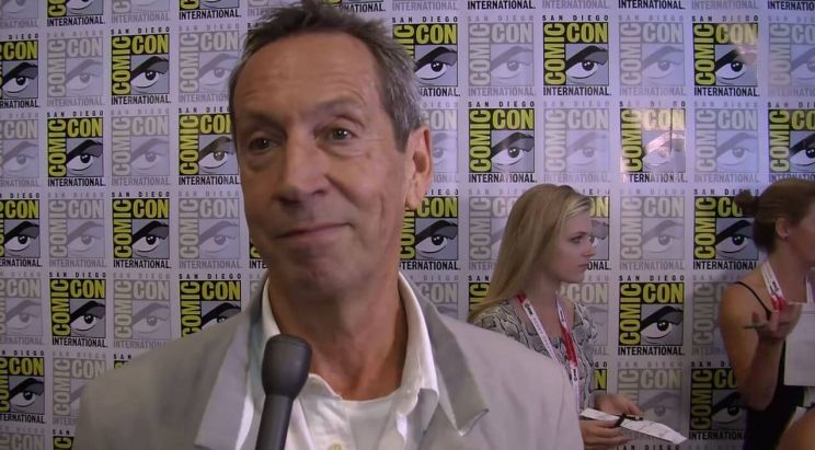 Jonathan Hyde