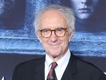 Jonathan Pryce