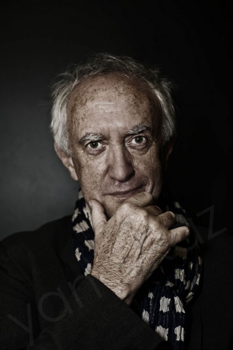 Jonathan Pryce