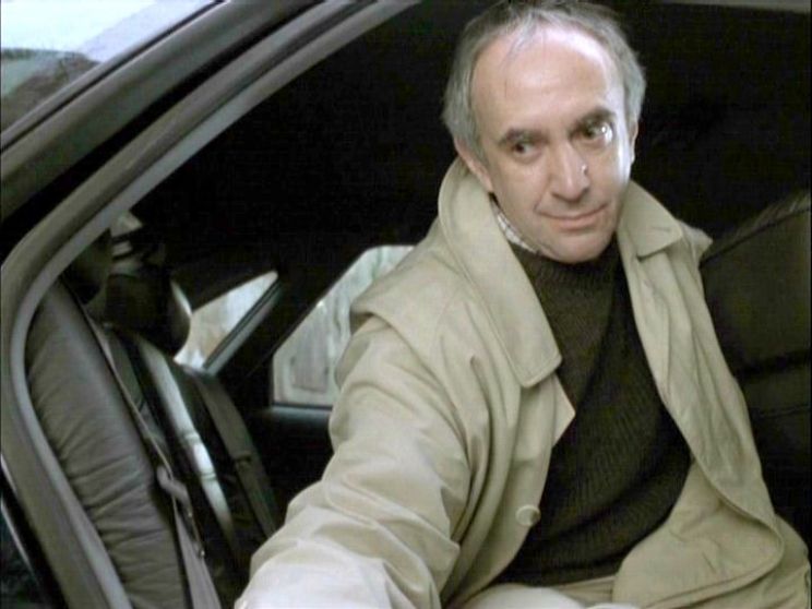 Jonathan Pryce