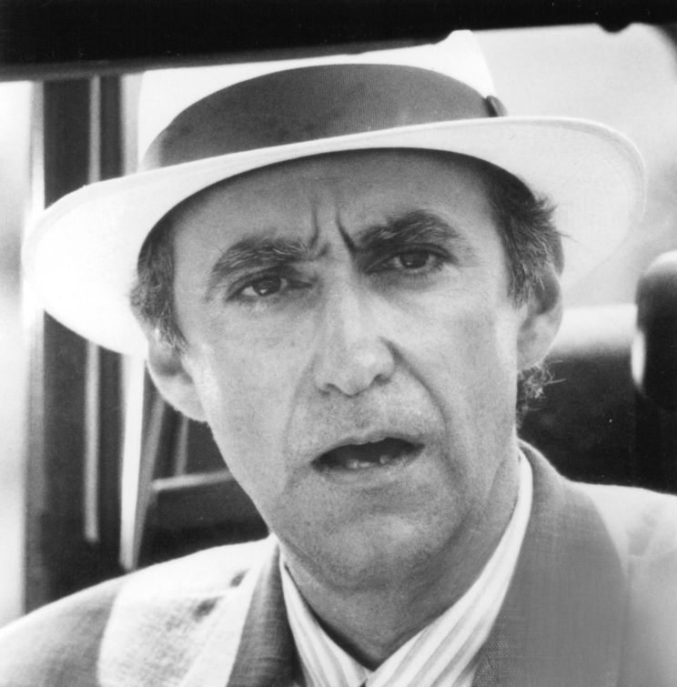 Jonathan Pryce