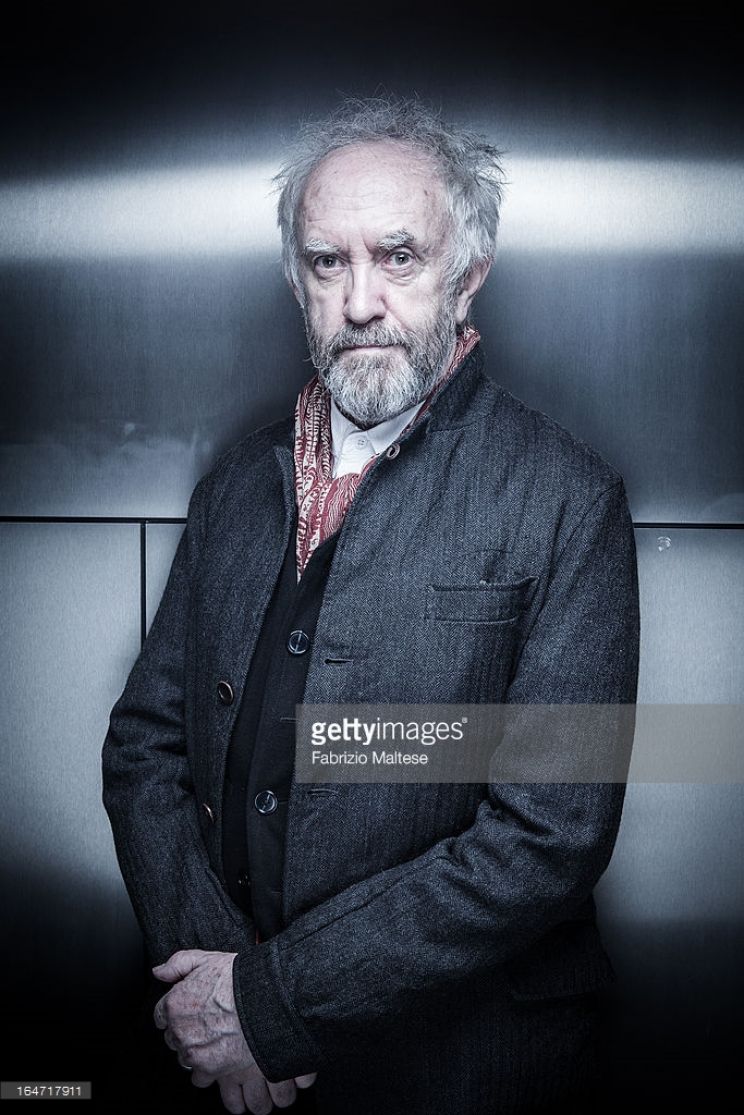 Jonathan Pryce