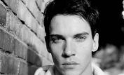 Jonathan Rhys Meyers