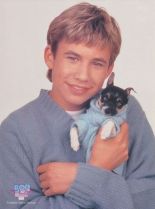 Jonathan Taylor Thomas #62730 picture (Portrait Medium)