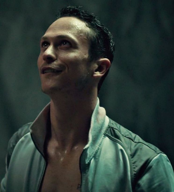 Jonathan Tucker