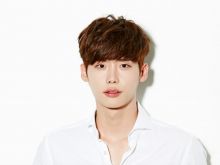 Jong-Suk Lee