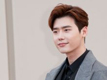 Jong-Suk Lee