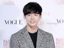 Jong-Suk Lee