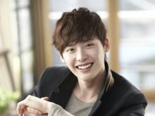 Jong-Suk Lee