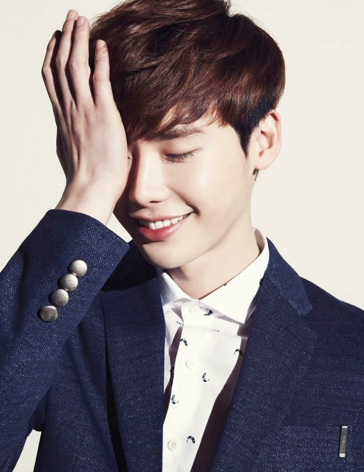 Jong-Suk Lee