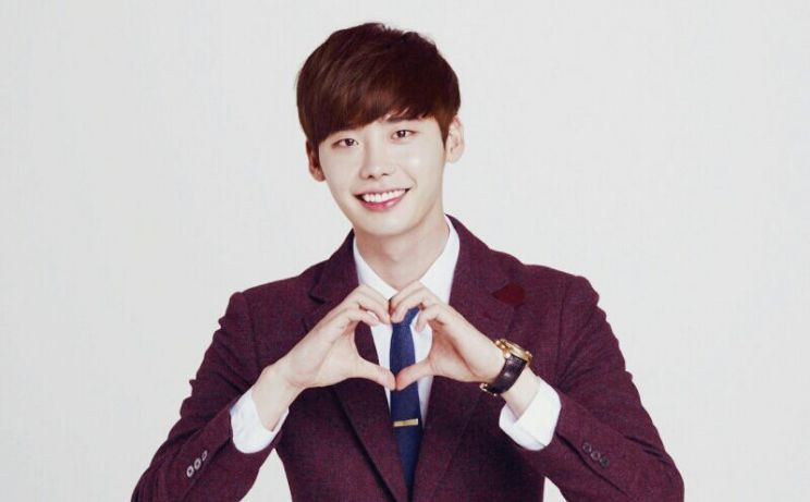 Jong-Suk Lee