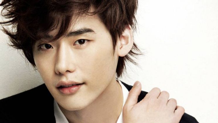 Jong-Suk Lee