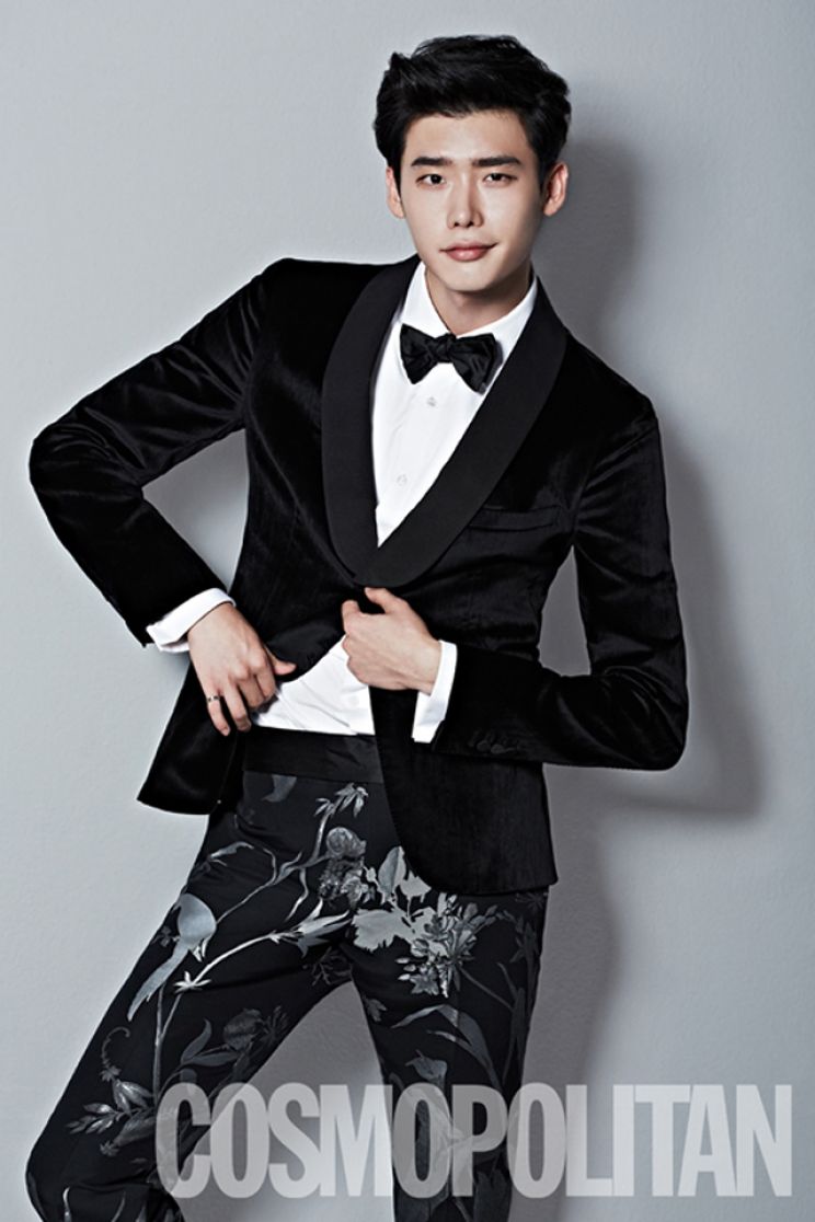 Jong-Suk Lee