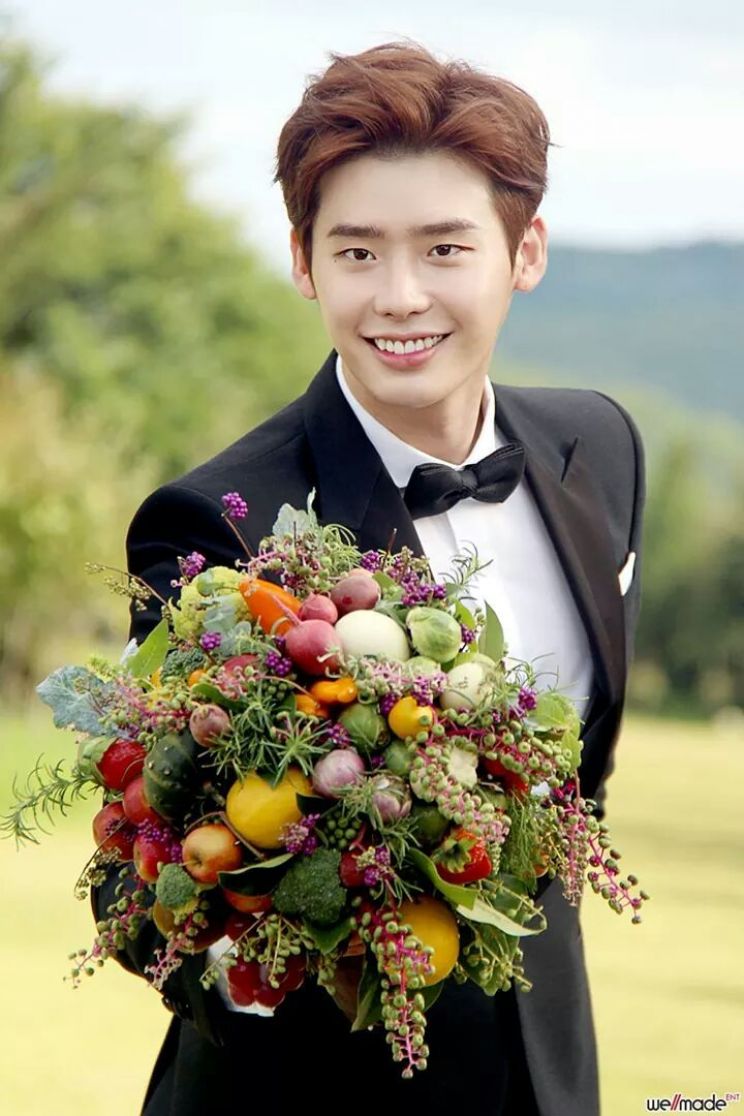 Jong-Suk Lee