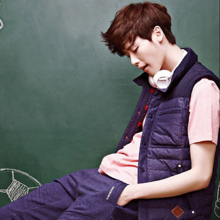 Jong-Suk Lee