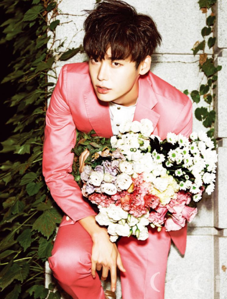 Jong-Suk Lee