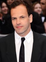 Jonny Lee Miller