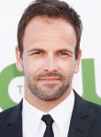 Jonny Lee Miller