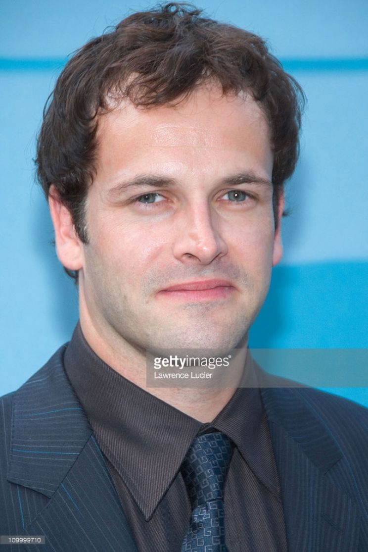 Jonny Lee Miller