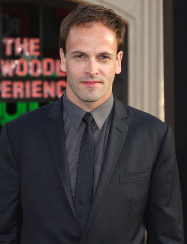 Jonny Lee Miller