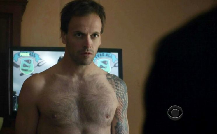 Jonny Lee Miller