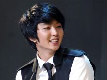 Joon-Gi Lee